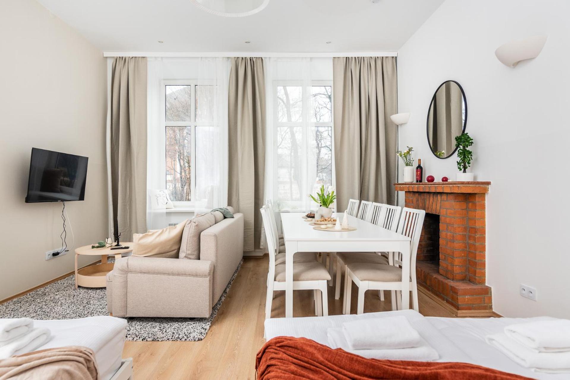 Modern Centrally Located Apartments - By Upstairs Krakow Luaran gambar