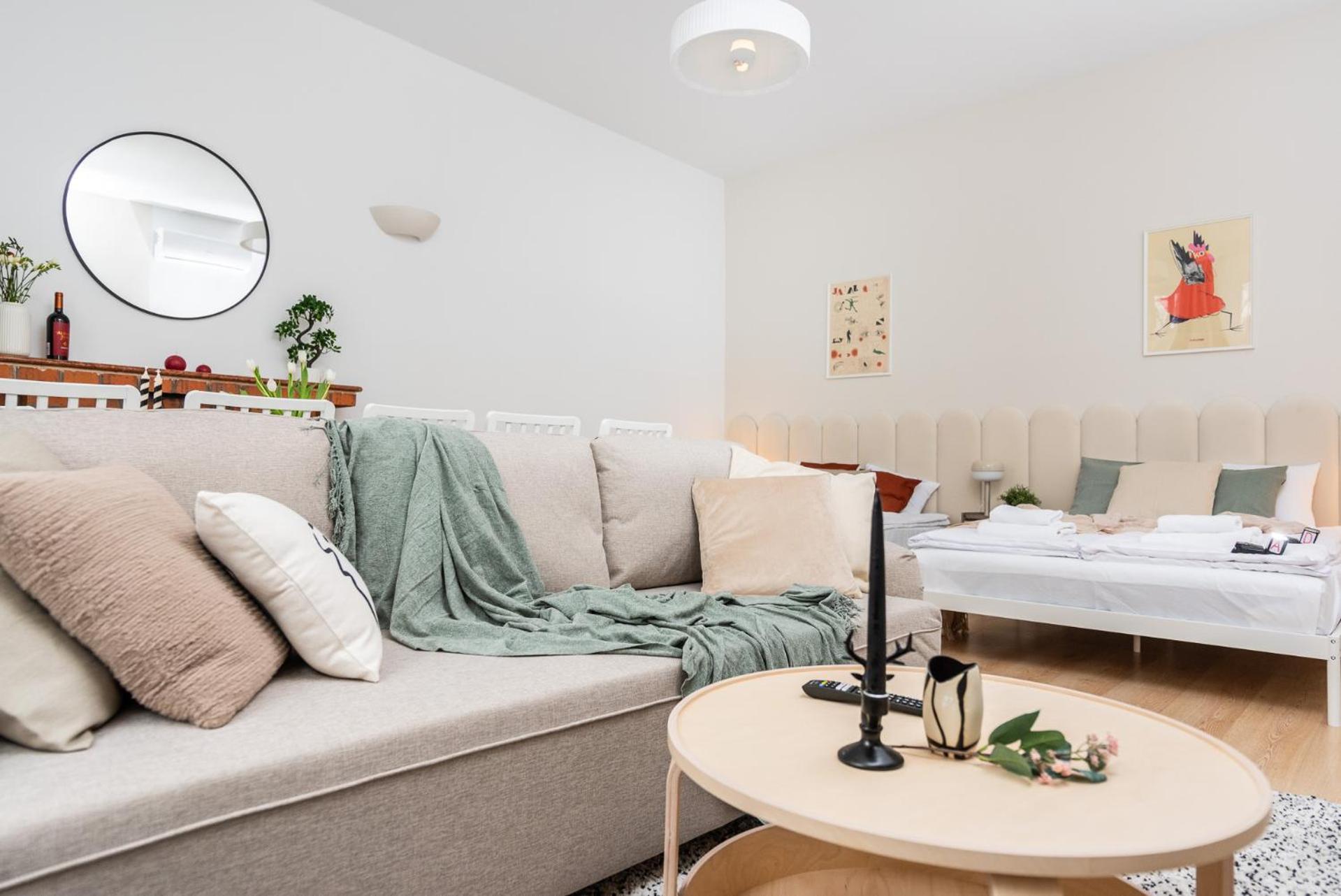 Modern Centrally Located Apartments - By Upstairs Krakow Luaran gambar