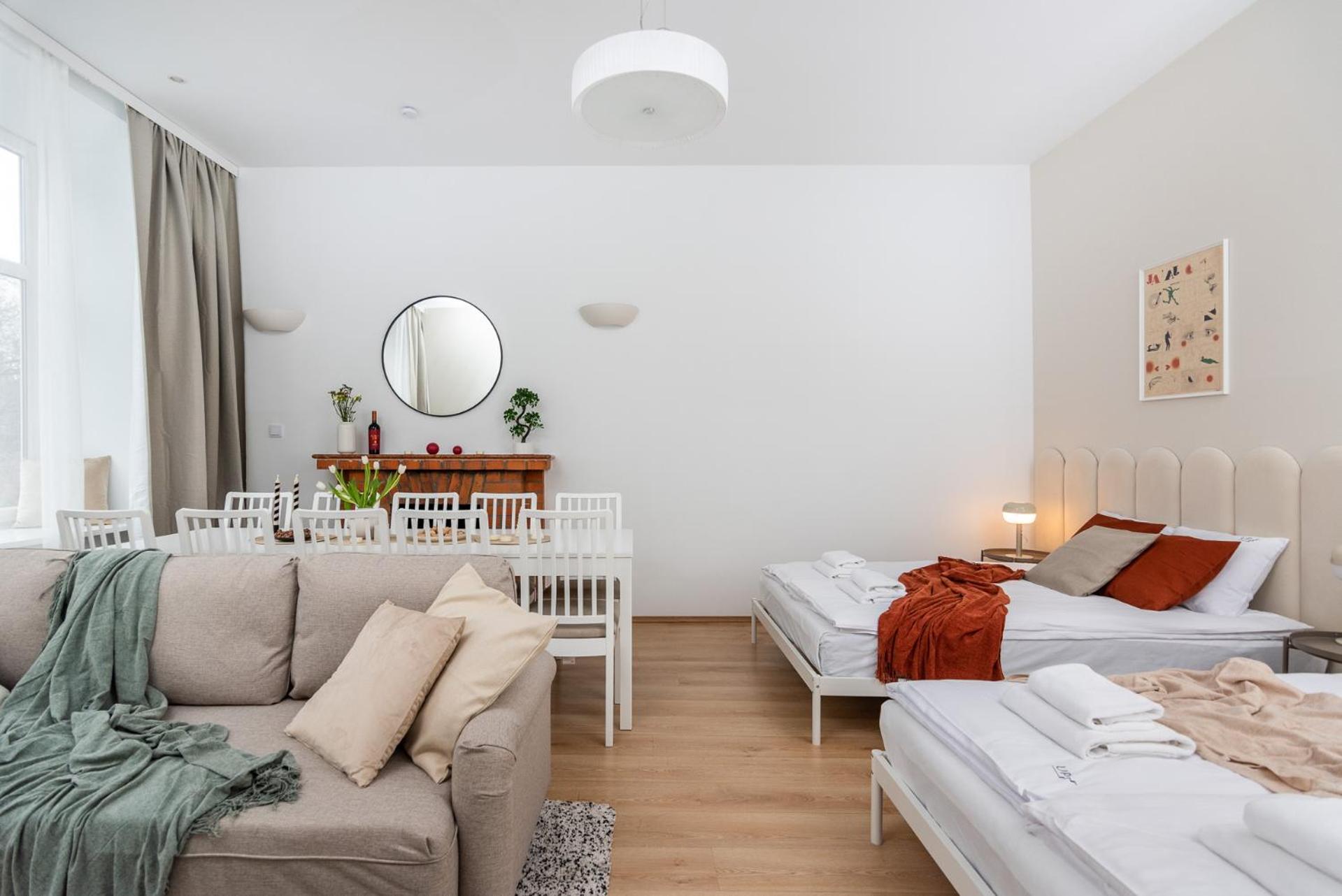 Modern Centrally Located Apartments - By Upstairs Krakow Luaran gambar