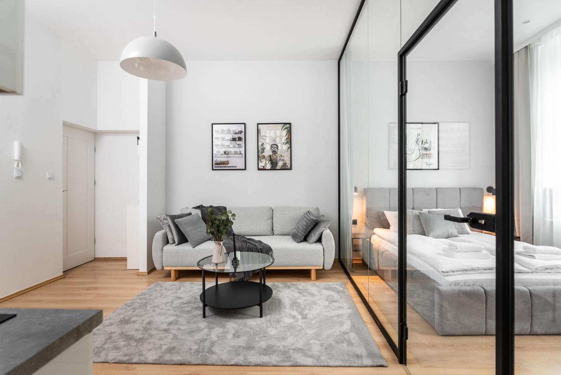 Modern Centrally Located Apartments - By Upstairs Krakow Luaran gambar