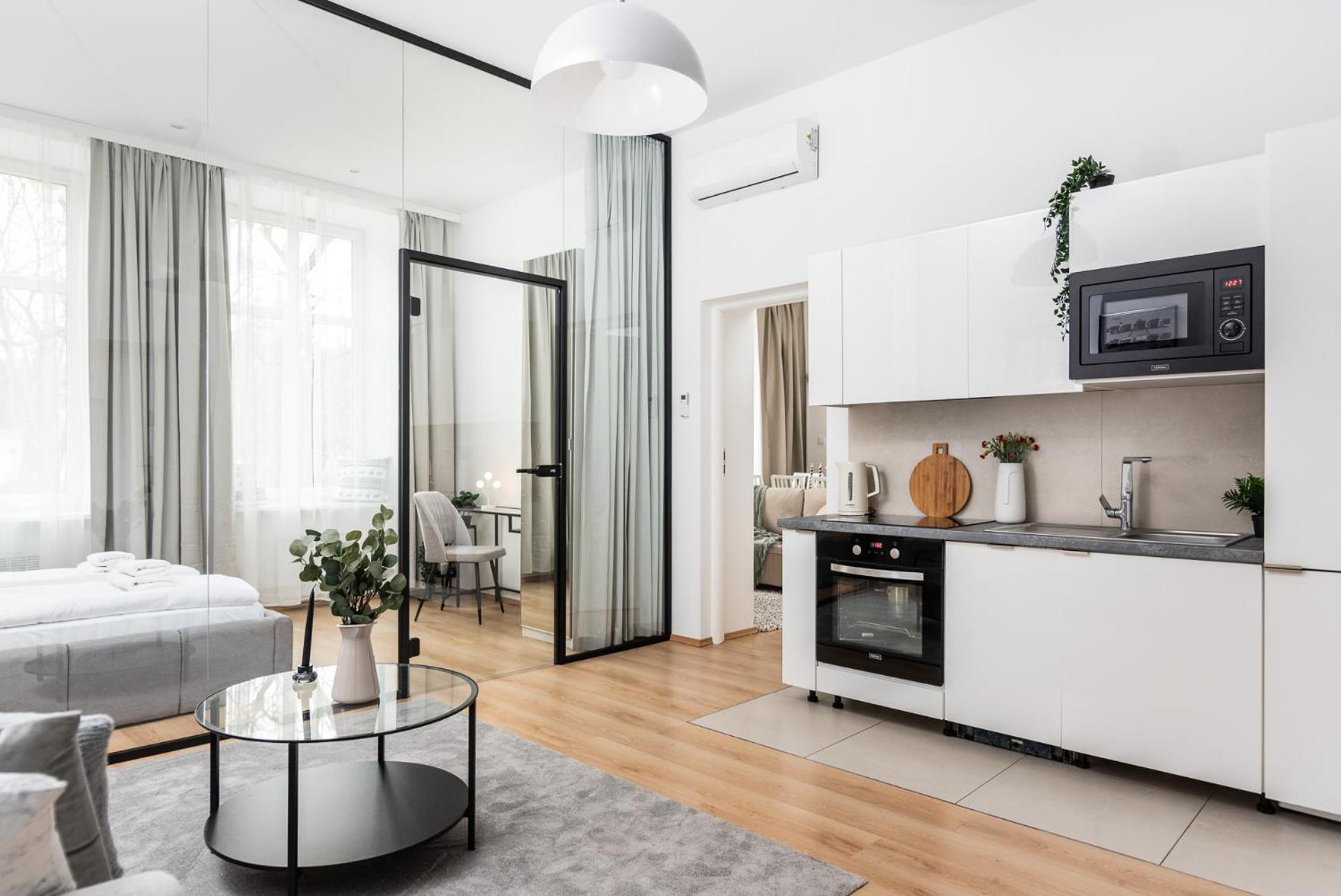 Modern Centrally Located Apartments - By Upstairs Krakow Luaran gambar